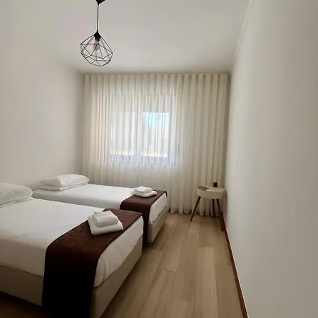 Beautiful Facing The Sea Дом отдыха Эшмориш